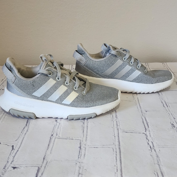 Cloudform Gym Shoes - Picture 2 of 8